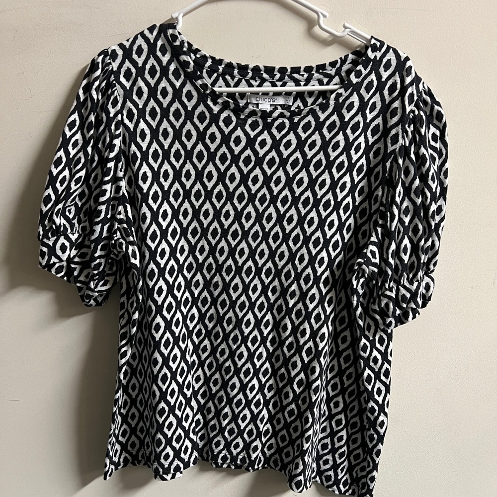 Chico's Black and White Puff Sleeve Blouse